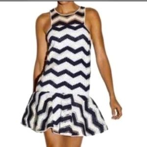 MILLY navy and white Jillian Chevron Illusion Jacquard dress size 6